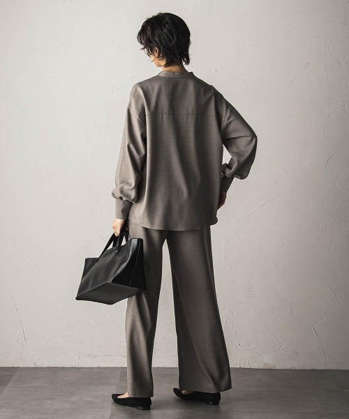 MAYSON GREY(メイソングレイ)の「【一瞬で楽とキレイを叶える】ナチュラルストレッチスキッパーブラウス≪セットアップ対応≫(シャツ/ブラウス・レディース・ベージュ/ブラック・M)」の10枚目の写真