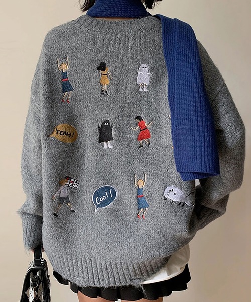 Doux Belle(ドゥーベル)の「刺繍入りデザインニット(ニット/セーター・レディース・グレー/ベージュ・FREE)」の2枚目の写真