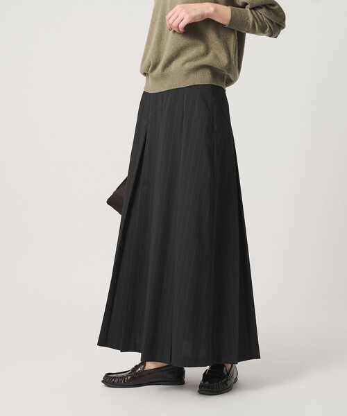 BEAUTY&YOUTH UNITED ARROWS(ビューティーアンドユースユナイテッドアローズ)の「ソリッド&ストライプ ワイドプリーツスカート(スカート・レディース・ダークグレー/ブラック・M/XS/S)」の6枚目の写真