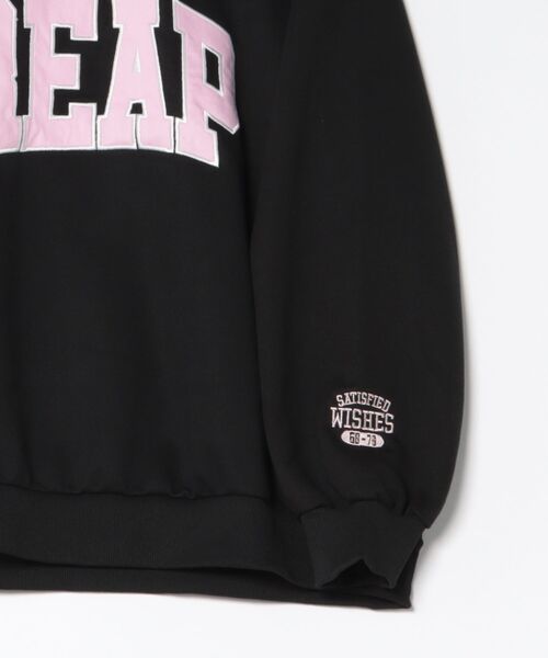 GORGE(ゴージ)の「カレッジロゴ ハーフジップ裏毛トップス|全3色(Tシャツ/カットソー・レディース・ブラック/レッド/杢グレー・F)」の10枚目の写真