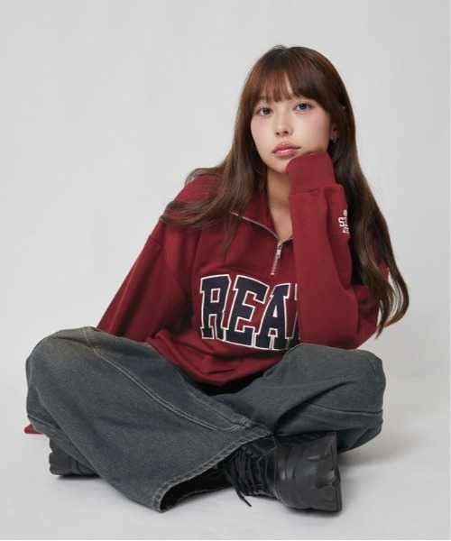 GORGE(ゴージ)の「カレッジロゴ ハーフジップ裏毛トップス|全3色(Tシャツ/カットソー・レディース・ブラック/レッド/杢グレー・F)」の14枚目の写真