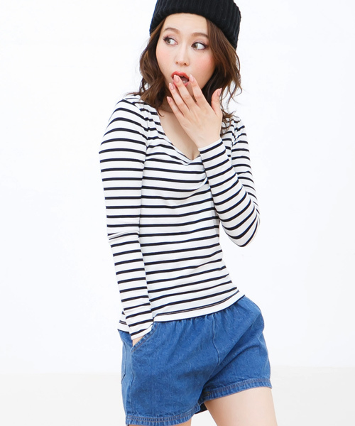 KOBE LETTUCE（コウベレタス）の「[ &HEAT ]選べるタイプ あったかベーシックインナートップス（インナーウェア/肌着・レディース・モカ/ネイビー/ブルー系その他/オフホワイト/ブラック系その他/マスタード/ブラック/グレー系その他/ピンクベージュ/ホワイト系その他/ボルドー/レンガ/グレー/チャコールグレー/ベージュ系その他/ベージュ系その他2/グレー系その他5/ホワイト系その他2/グレー系その他4/ブラック系その他3/グレー系その他2/イエロー系その他/ブラック系その他2/ブルー系その他2/レッド系その他/ホワイト系その他3/グリーン系その他2/ピンク系その他/グリーン系その他/グレー×ホワイト/ホワイト系その他4/ホワイト系その他5/ブラック系その他4/ブラック系その他5/グレー系その他6/グレー系その他7/ベージュ系その他3/グリーン系その他3/ブルー系その他3/イエロー系その他2/ピンク系その他2/レッド系その他2/グレイッシュベージュ/ベージュ系その他4/ベージュ系その他5・LARGE/MEDIUM/X-LARGE）」の3枚目の写真