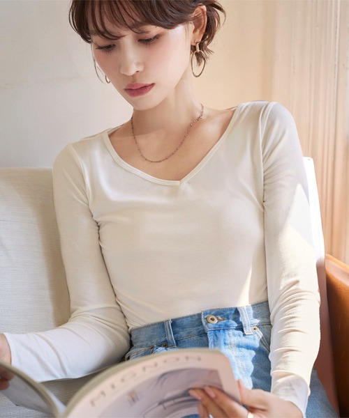 KOBE LETTUCE（コウベレタス）の「[ &HEAT ]選べるタイプ あったかベーシックインナートップス（インナーウェア/肌着・レディース・モカ/ネイビー/ブルー系その他/オフホワイト/ブラック系その他/マスタード/ブラック/グレー系その他/ピンクベージュ/ホワイト系その他/ボルドー/レンガ/グレー/チャコールグレー/ベージュ系その他/ベージュ系その他2/グレー系その他5/ホワイト系その他2/グレー系その他4/ブラック系その他3/グレー系その他2/イエロー系その他/ブラック系その他2/ブルー系その他2/レッド系その他/ホワイト系その他3/グリーン系その他2/ピンク系その他/グリーン系その他/グレー×ホワイト/ホワイト系その他4/ホワイト系その他5/ブラック系その他4/ブラック系その他5/グレー系その他6/グレー系その他7/ベージュ系その他3/グリーン系その他3/ブルー系その他3/イエロー系その他2/ピンク系その他2/レッド系その他2/グレイッシュベージュ/ベージュ系その他4/ベージュ系その他5・LARGE/MEDIUM/X-LARGE）」の6枚目の写真