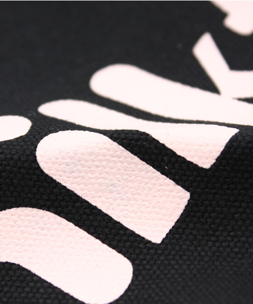 MILKFED.（ミルクフェド）の「MINI TOTE BAG Oui (BLACK)（トートバッグ・レディース・ライトグリーン/ライトパープル/ピンク/ホワイト/ピンク系その他/オレンジ・ONE SIZE）」の9枚目の写真