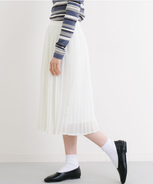 MERLOT（メルロー）の「シフォンプリーツミモレスカート575-7527TK（スカート・レディース・ブルー/ピンク/ベージュ/アイボリー/ブラック/カーキ・FREE）」の18枚目の写真