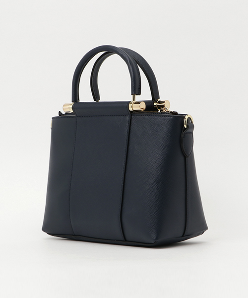 NATURAL BEAUTY BASIC（ナチュラルビューティーベーシック）の「切替ボックスショルダーバッグ（トートバッグ・レディース・イエロー/ネイビー/ブルー/ブルー系その他/ダークネイビー/イエロー系その他・ﾌﾘ-）」の8枚目の写真