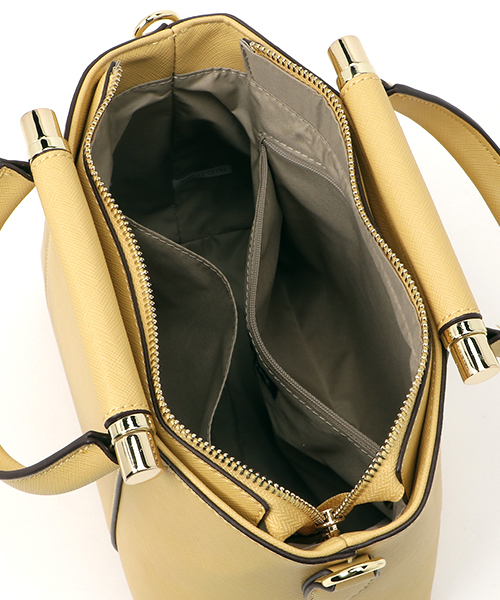 NATURAL BEAUTY BASIC（ナチュラルビューティーベーシック）の「切替ボックスショルダーバッグ（トートバッグ・レディース・イエロー/ネイビー/ブルー/ブルー系その他/ダークネイビー/イエロー系その他・ﾌﾘ-）」の18枚目の写真