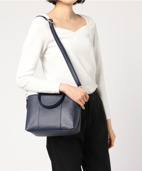 NATURAL BEAUTY BASIC（ナチュラルビューティーベーシック）の「切替ボックスショルダーバッグ（トートバッグ・レディース・イエロー/ネイビー/ブルー/ブルー系その他/ダークネイビー/イエロー系その他・ﾌﾘ-）」の19枚目の写真