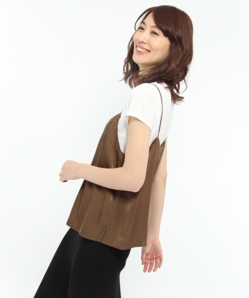LAKOLE(ラコレ)の「【UVカット】ピーチサテンキャミソール / LAKOLE(キャミソール・レディース・ダークブラウン/ブラック/カーキ/アイボリー・MEDIUM/SMALL/LARGE)」の7枚目の写真