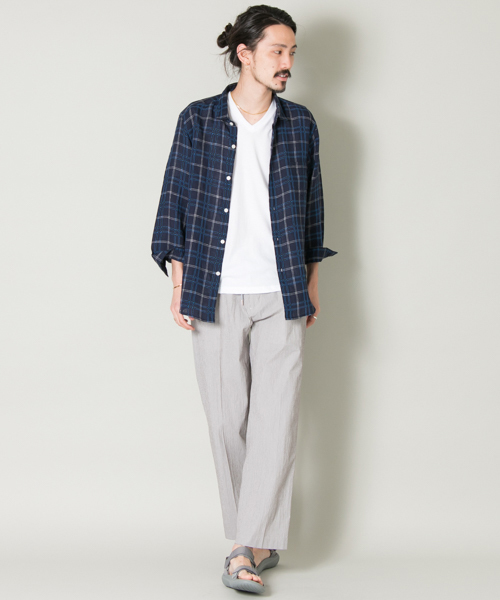 URBAN RESEARCH（アーバンリサーチ）の「UR EUROPEAN LINEN SHIRT（シャツ/ブラウス・メンズ・ピンク/ストライプ/ブルー/ホワイト/グリーン/その他2/その他1/ネイビー/ドット/ライトブルー・LARGE/SMALL/MEDIUM）」の20枚目の写真