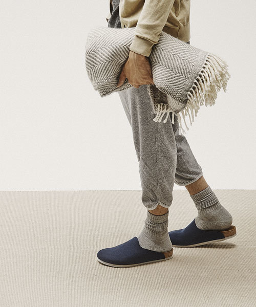 BIRKENSTOCK（ビルケンシュトック）の「【ルームシューズシリーズ】AMSTERDAM/アムステルダム　ダークブルー (WOMEN)（ルームシューズ/スリッパ・レディース・ダークブルー・35/36/37/38/39/40/41/42/43/44/45/46）」の9枚目の写真