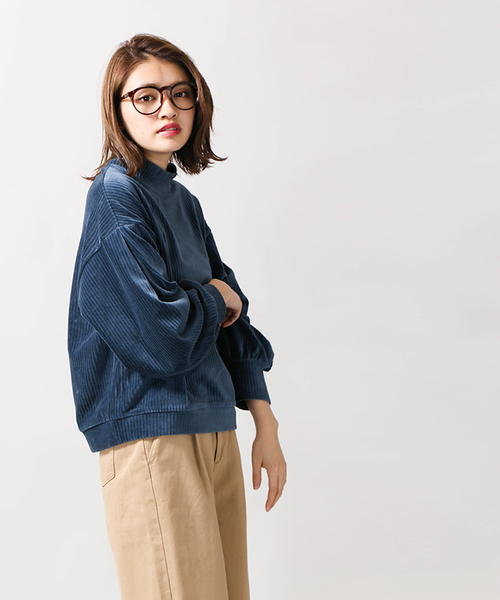 WEGO（ウィゴー）の「WEGO/カットコールハイネックボリュームプルオーバー（スウェット・レディース・ダークグリーン/オフホワイト/ブラック/キャメル/ライトピンク・FREE）」の22枚目の写真