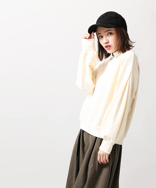 WEGO（ウィゴー）の「WEGO/カットコールハイネックボリュームプルオーバー（スウェット・レディース・ダークグリーン/オフホワイト/ブラック/キャメル/ライトピンク・FREE）」の20枚目の写真