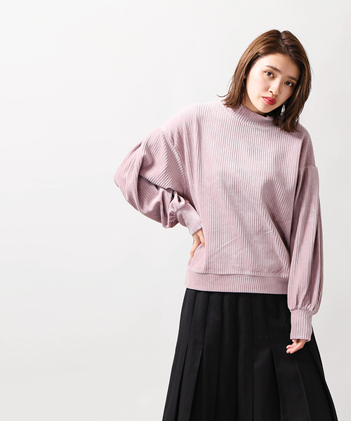 WEGO（ウィゴー）の「WEGO/カットコールハイネックボリュームプルオーバー（スウェット・レディース・ダークグリーン/オフホワイト/ブラック/キャメル/ライトピンク・FREE）」の14枚目の写真