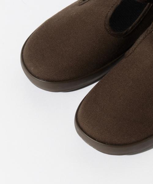 こども ビームス(コドモビームス)の「MoonStar×こども ビームス / T-ストラップ (14~21cm)(スニーカー・キッズ・ブラック/ブラウン・14/14.5/15 /15.5/16/16.5/17/17.5/18/18.5/19/19.5/20/20.5/21)」の10枚目の写真