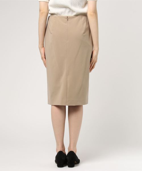22 OCTOBRE(ヴァンドゥ-オクトーブル)の「フレックスムーブスカート【セットアップ対応】(スーツジャケット・レディース・ブラック/ベージュ・40/38/36/42)」の5枚目の写真