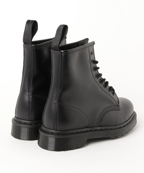 Dr. Martens（ドクターマーチン）の「【Dr.Martens】ドクターマーチン　1460（8ホールブーツ）　14353001（ブーツ・レディース・ブラック・6inch/7inch/8inch/5inch/4inch/9inch）」の2枚目の写真