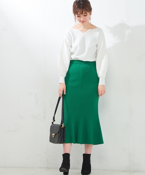 natural couture（ナチュラルクチュール）の「きれいめキーネックニット（ニット/セーター・レディース・ブラック/ベージュ/オフホワイト/イエロー/ラベンダー・FREE）」の18枚目の写真