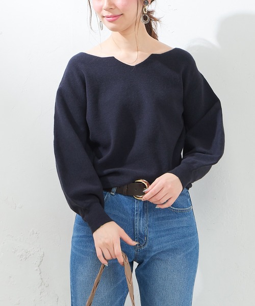 natural couture（ナチュラルクチュール）の「きれいめキーネックニット（ニット/セーター・レディース・ブラック/ベージュ/オフホワイト/イエロー/ラベンダー・FREE）」の21枚目の写真