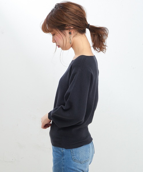 natural couture（ナチュラルクチュール）の「きれいめキーネックニット（ニット/セーター・レディース・ブラック/ベージュ/オフホワイト/イエロー/ラベンダー・FREE）」の20枚目の写真