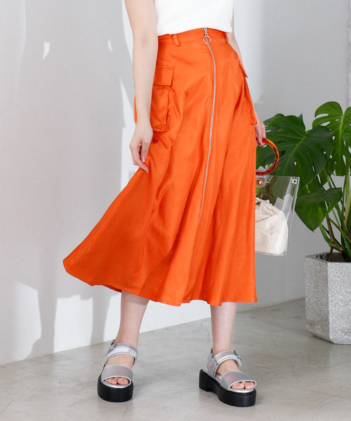 WEGO（ウィゴー）の「DISPARK/BIGポケットボリュームスカート（スカート・レディース・ブラック/ベージュ/オレンジ・FREE）」の3枚目の写真