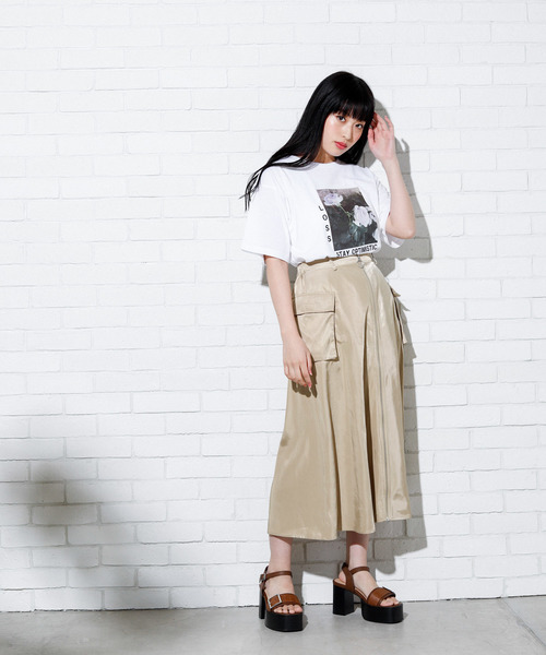 WEGO（ウィゴー）の「DISPARK/BIGポケットボリュームスカート（スカート・レディース・ブラック/ベージュ/オレンジ・FREE）」の13枚目の写真