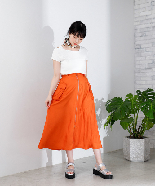 WEGO（ウィゴー）の「DISPARK/BIGポケットボリュームスカート（スカート・レディース・ブラック/ベージュ/オレンジ・FREE）」の15枚目の写真