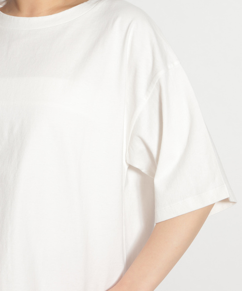 niko and...（ニコアンド）の「バックロゴワイドTシャツ（Tシャツ/カットソー・レディース・ブラック/ベージュ/オフホワイト・LARGE/MEDIUM）」の4枚目の写真