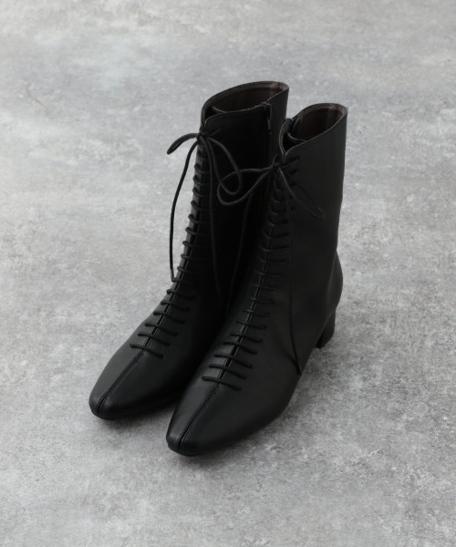 A part by(アパートバイ)の「Fレザーレースアップブーツ 918776(ブーツ・レディース・ブラック/ブラウン・MEDIUM/LARGE)」の4枚目の写真