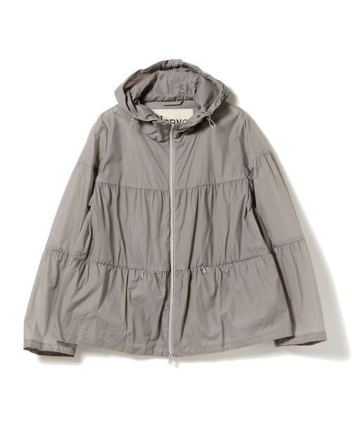 EFFE BEAMS（エッフェビームス）の「●HERNO / ギャザー フードブルゾン（ブルゾン・レディース・カーキ/ライトグレー・40）」の8枚目の写真