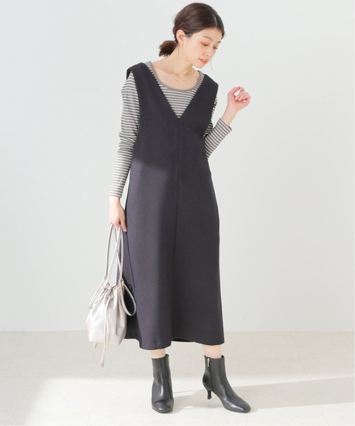 SLOBE IENA（スローブイエナ）の「Vネックワンピース【手洗い可能】◆（ジャンパースカート・レディース・チャコールグレー・36/38）」の3枚目の写真