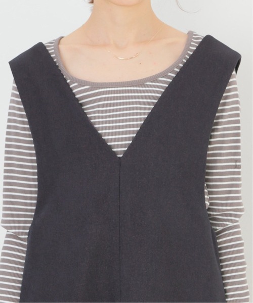 SLOBE IENA（スローブイエナ）の「Vネックワンピース【手洗い可能】◆（ジャンパースカート・レディース・チャコールグレー・36/38）」の7枚目の写真