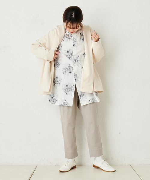 PUAL CE CIN（ピュアルセシン）の「線描き花束プリント 2WAYブラウス（シャツ/ブラウス・レディース・ホワイト/チャコール/グレイッシュベージュ・FREE）」の12枚目の写真