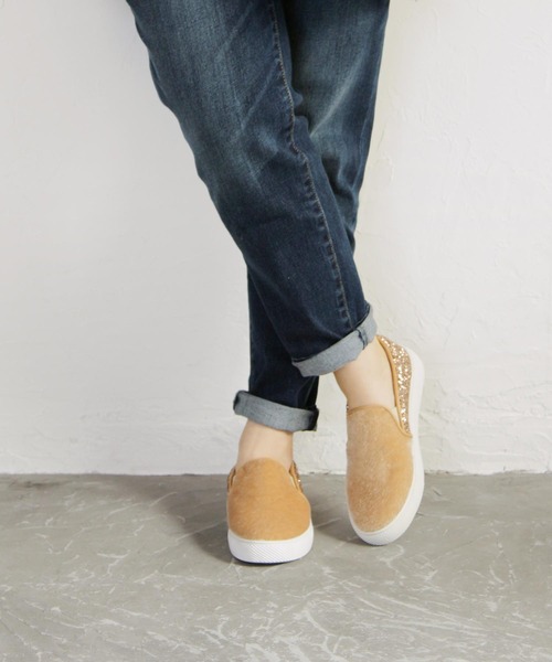 grandfleur（グランドフルール）の「ハラコ調素材のスリッポンスニーカー（スニーカー・レディース・ホワイト/ベージュ・M/LL/L/S）」の16枚目の写真