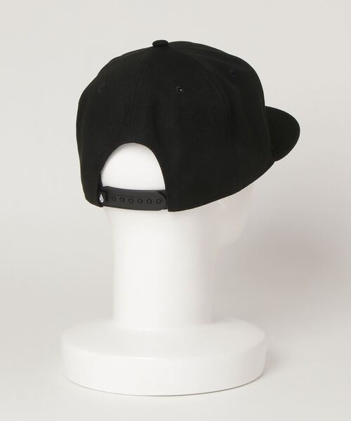 VOLCOM(ボルコム)の「BOX STONE SNAPBACK(キャップ・メンズ・ブラック・O/S)」の2枚目の写真
