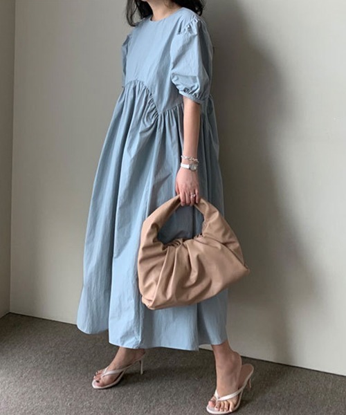 a lot of love（ア ロット オブ ラブ）の「ビッグランタンスリーブ　ティアードフレア　ワンピース（ワンピース・レディース・グレー/ホワイト/ブラック・XL/L/M/S）」の14枚目の写真