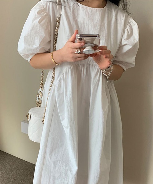 a lot of love（ア ロット オブ ラブ）の「ビッグランタンスリーブ　ティアードフレア　ワンピース（ワンピース・レディース・グレー/ホワイト/ブラック・XL/L/M/S）」の22枚目の写真