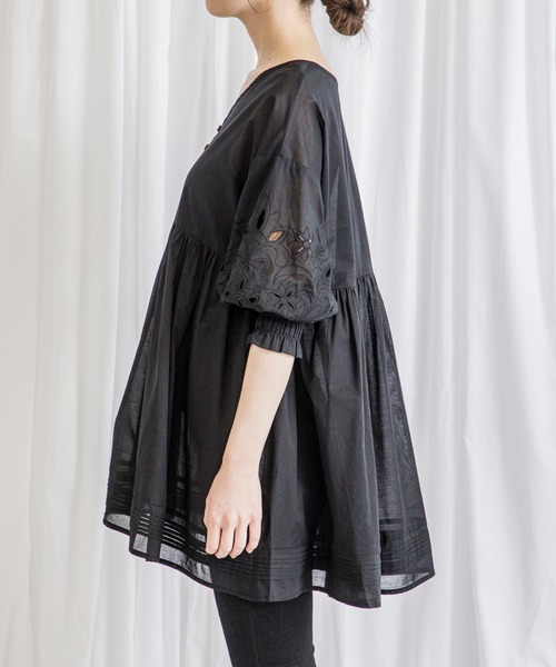 【satoha】Emma Taylor 黒 フリル付きモッズコート 美品 Emma Taylor│1page｜通常価格とセール価格│STYLEDOOR スタイルドア