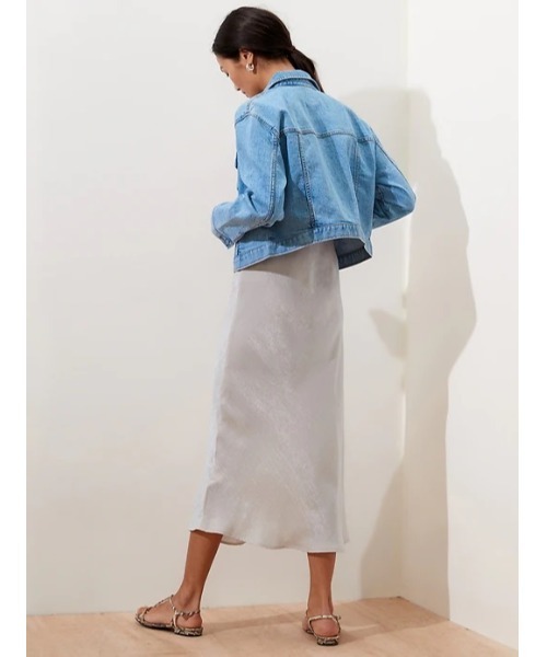 BANANA REPUBLIC FACTORY STORE（バナナリパブリック ファクトリーストア）の「【BANANA REPUBLIC FACTORY STORE】クロップデニムジャケット（デニムジャケット・レディース・ライトインディゴブルー・M/XS/S/L）」の7枚目の写真