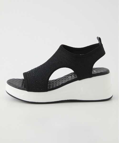 STACCATO（スタッカート）の「グレェィンカバーアップサンダル