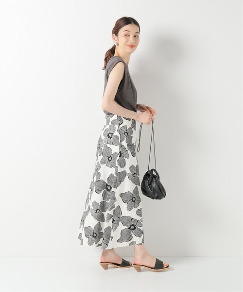 IENA（イエナ）の「【ATON/エイトン】FRESCA タンクトップ（Tシャツ/カットソー・レディース・ホワイト/チャコールグレー/ライトグレー/ウッド・FREE）」の17枚目の写真