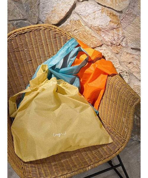 Ungrid(アングリッド)の「パッカブルロゴエコBAG(ハンドバッグ・レディース・オフホワイト/イエロー/グリーン/ブルー/パープル/ブラック/オレンジ・FREE)」の12枚目の写真