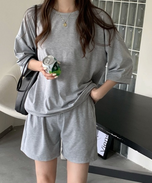 archivo プルオーバー&ショートパンツ　セット archivo プルオーバー&ショートパンツ セット