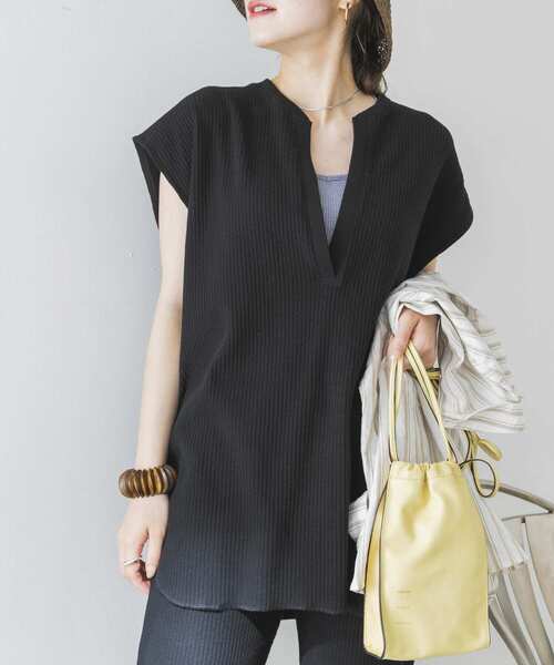 URBAN RESEARCH（アーバンリサーチ）の「針抜きリブノースリーブカットソー（Tシャツ/カットソー・レディース・ブラック/アイボリー・FREE）」の5枚目の写真