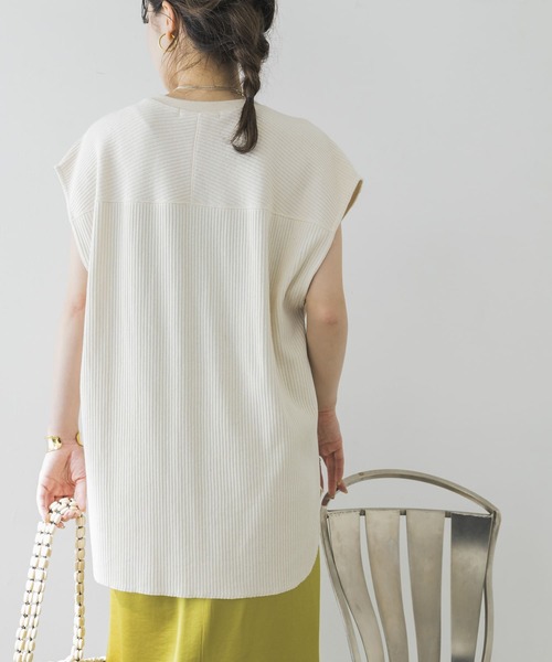 URBAN RESEARCH（アーバンリサーチ）の「針抜きリブノースリーブカットソー（Tシャツ/カットソー・レディース・ブラック/アイボリー・FREE）」の12枚目の写真