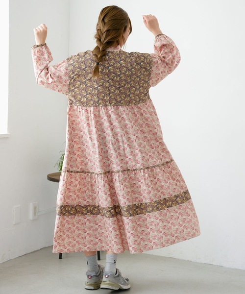 MILKFED.（ミルクフェド）の「FLORAL PRINT TIERED DRESS（ワンピース・レディース・ピンク/ライトパープル・ONE SIZE）」の5枚目の写真