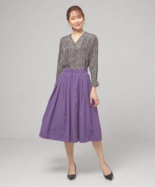 closet story（クローゼットストーリー）の「＜closet story（クローゼットストーリー）＞ラインプリント Vネック ブラウス（シャツ/ブラウス・レディース・ホワイト/ダークグレー/ライトピンク・FREE）」の18枚目の写真