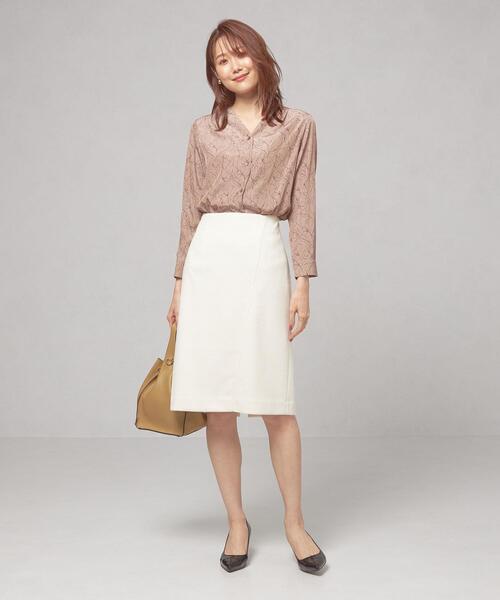 closet story（クローゼットストーリー）の「＜closet story（クローゼットストーリー）＞ラインプリント Vネック ブラウス（シャツ/ブラウス・レディース・ホワイト/ダークグレー/ライトピンク・FREE）」の12枚目の写真