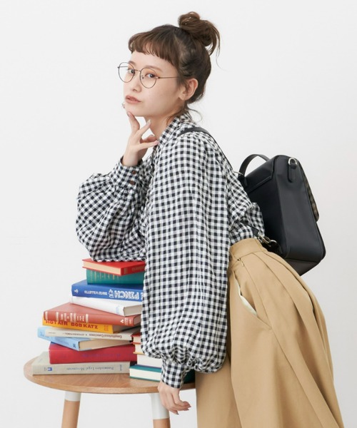 MERLOT(メルロー)の「【人気no.1ブラウスに新色登場】ギンガムパフスリブラウス(シャツ/ブラウス・レディース・グリーン/ブラック/レッド/イエロー・FREE)」の6枚目の写真