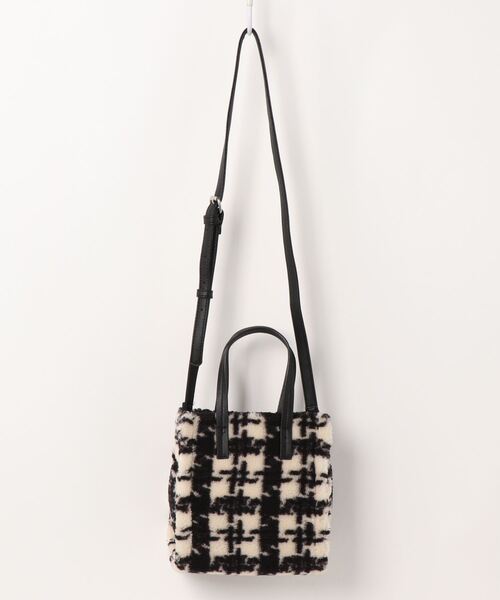 ALTROSE（アルトローズ）の「2WAYミニトート　[ｸﾞﾛｰﾘｰ]（トートバッグ・レディース・ブラック/ベージュ/アイボリー/レオパード・FREE）」の3枚目の写真